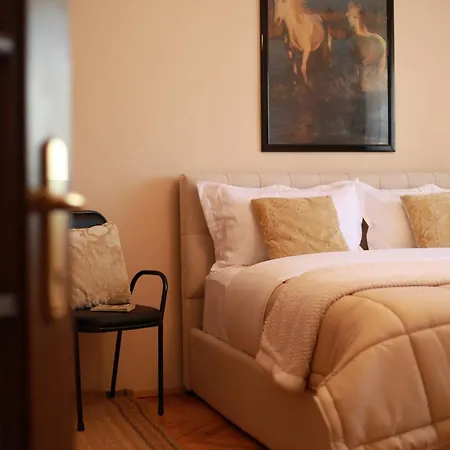 Apartment Fortuzi *