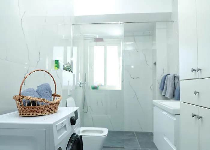 Fortuzi טיראנה